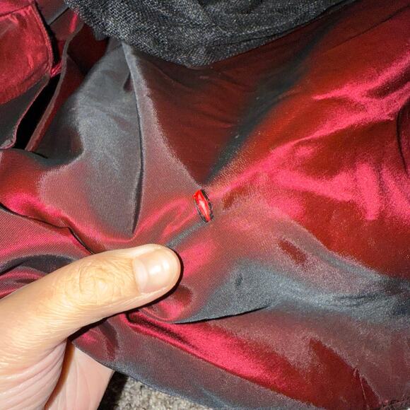 Vintage 80s Women's Red Lace Floral Deja Vu Designs Basque Waist Ball Gown Sz 7 - Picture 8 of 11